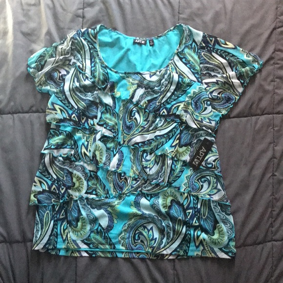 APT.9 Cartina Blu lined ruffled layers cap sleeve round neck shirt brand new - Picture 1 of 10